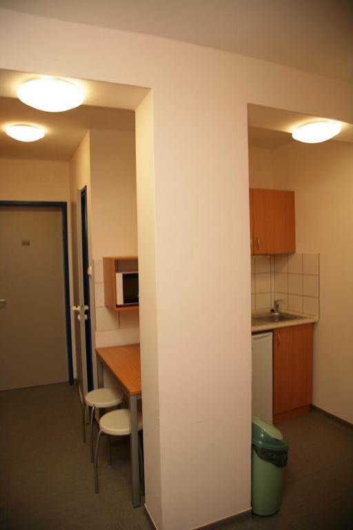 Imola Hostel Eger Cameră foto